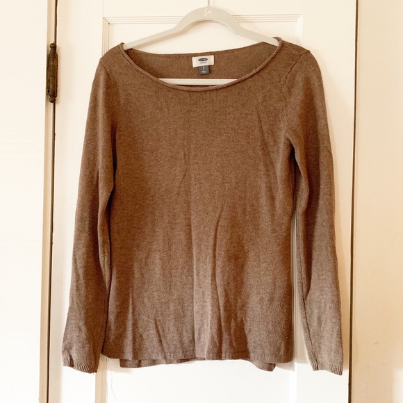 Old Navy Sweaters - 🍁Old Navy roll neck brown sweater Old Navy Sweaters - 🍁Old Navy roll neck brown sweater